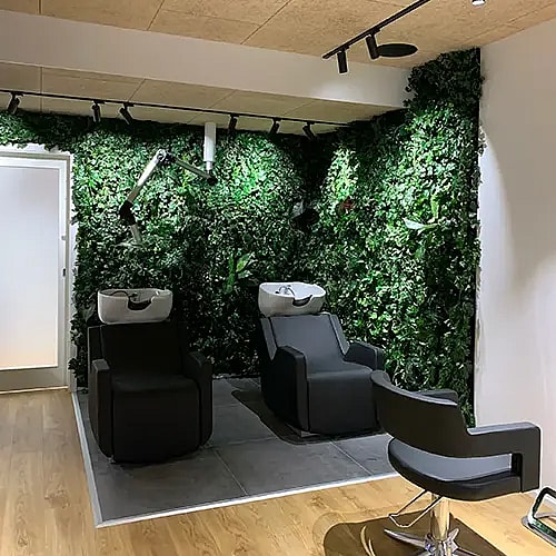 Plantevæg i frisørsalon,